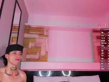 Amber_adams_  live sex cam