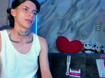 Amber_adams_  live sex cam