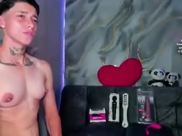 Amber_adams_  live sex cam