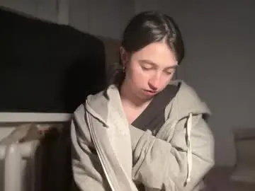 Aphr0dite22  live sex cam