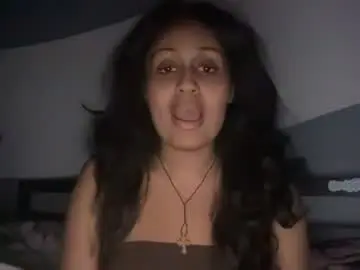 Blackgurlkitty  live sex cam