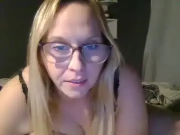Candiekisses887  live sex cam