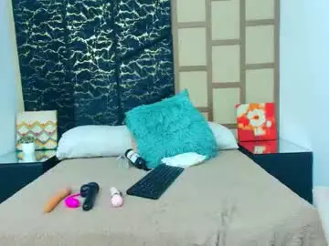 Candy_biitch  live sex cam