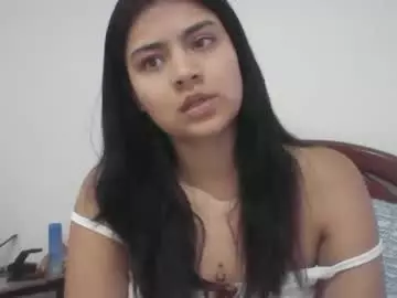 Cherryy_red  live sex cam