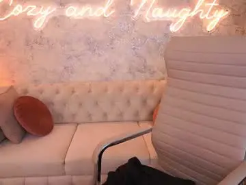 Curlycandyxx  live sex cam
