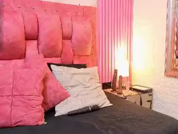 Ivyxvelvet  live sex cam