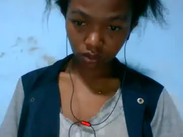 Liaraisha  live sex cam