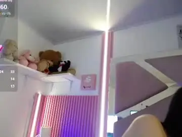 Lyrasweet  live sex cam