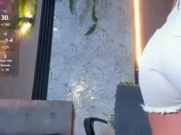 Naia_monte  live sex cam