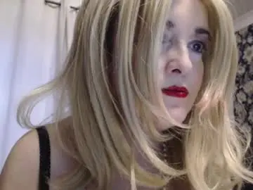 Queen_of_the_deck  live sex cam