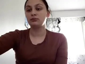 Renayvicini  live sex cam
