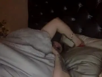 Russinkay915  live sex cam