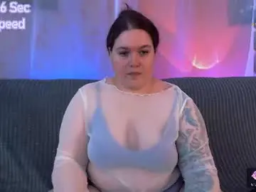 Trinititi  live sex cam
