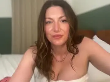 Unholyhollyxxx  live sex cam