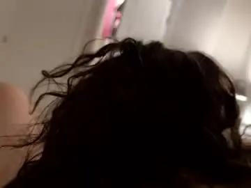 Urdaddyslut14  live sex cam