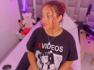 Zulyjones  live sex cam