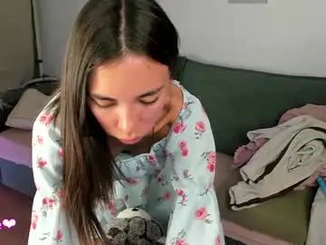 Bella_coyy__888  live sex cam