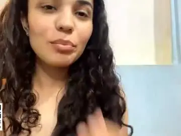 Courtneymarsh  live sex cam