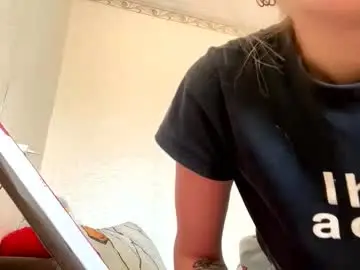 Haydeedemaine  live sex cam