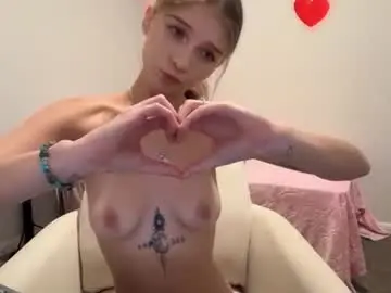 Kykybaby4444  live sex cam