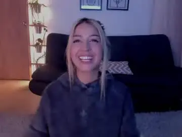 Nikoll_monroy  live sex cam