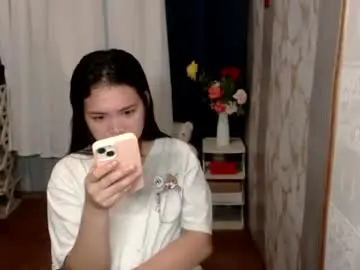 School_babe19  live sex cam