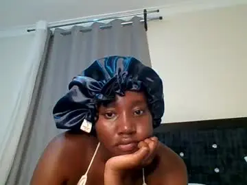 Sexxy_thick_ebony  live sex cam