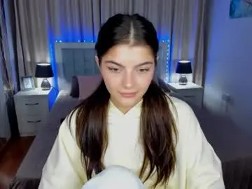 Stellarainbow  live sex cam