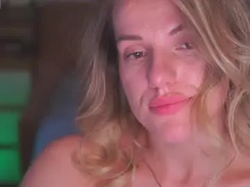 Vanille_mystery  live sex cam