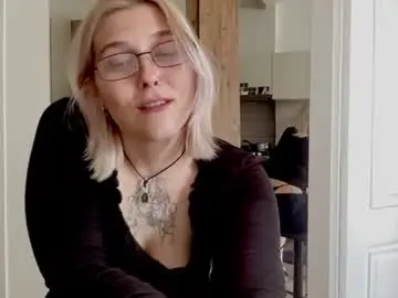 Bloom_ella  live sex cam