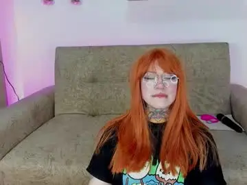 Carlinfox  live sex cam