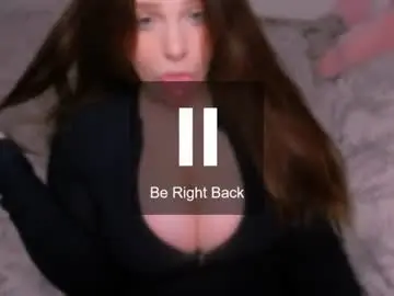 Chilivanilla  live sex cam