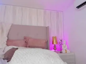 Cleojhonson  live sex cam