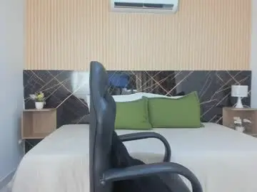 Gaby_glow  live sex cam