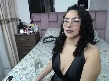 Isabella_cute_  live sex cam