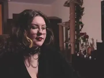 Laura_karamazov  live sex cam