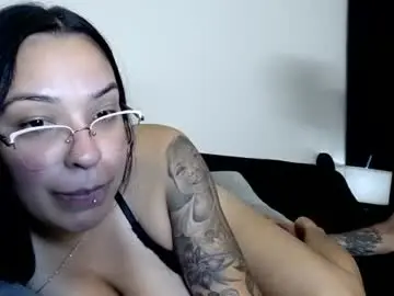 Prettywisse  live sex cam