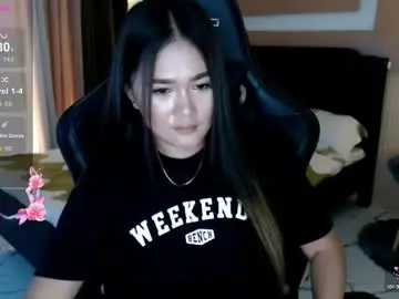 Simplykhate  live sex cam