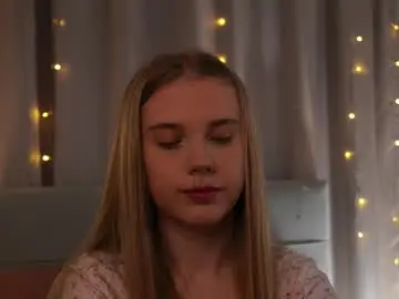 Tayelin  live sex cam