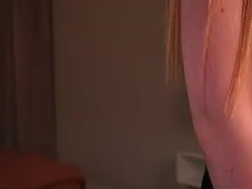 Tayelin  live sex cam