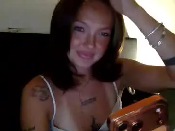 Violettblakee  live sex cam