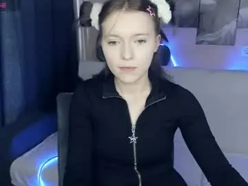 Yukishine  live sex cam
