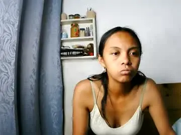 Brenda817  live sex cam