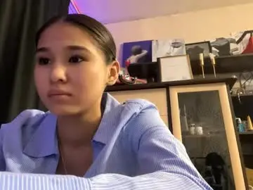 Catherinepirs  live sex cam