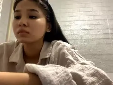 Catherinepirs  live sex cam