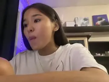 Catherinepirs  live sex cam