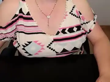 Elly_petite  live sex cam