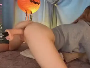 Ellyrockstar  live sex cam