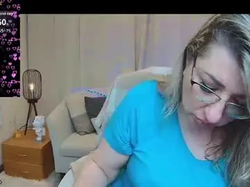 Helenenigma  live sex cam
