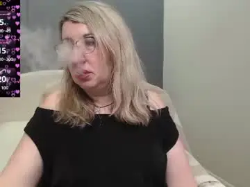 Helenenigma  live sex cam